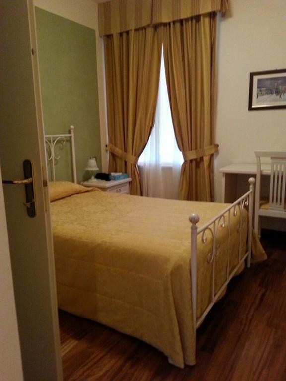 Hotel Ristorante Ruatta San Maurizio Стая снимка
